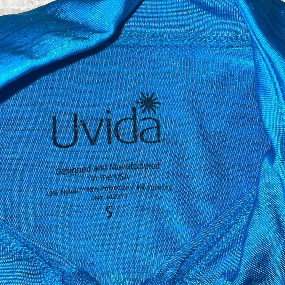 Beautiful athletic top - Picture 4 of 4